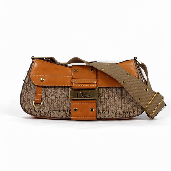 Dior Street Chic Columbus Shoulder Bag - Picture 3 of 14